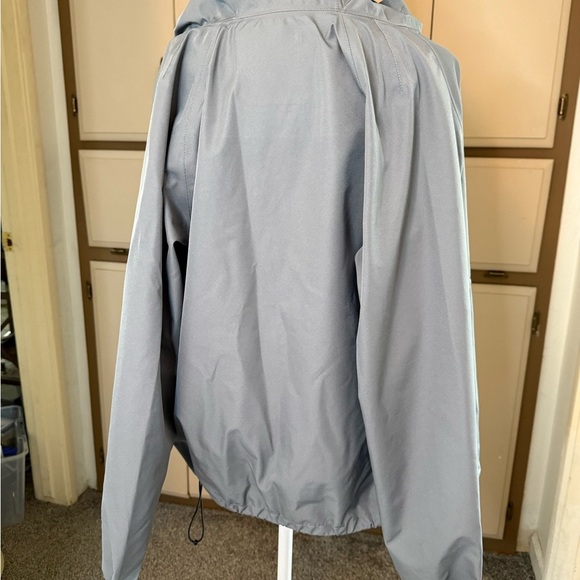 32 Degrees Gray Utility Jacket with Hood and Elastic Cuffs - Picture 15 of 16
